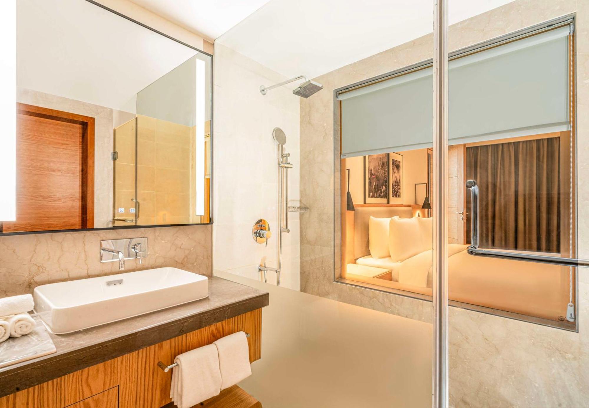 Radisson Hotel Vrindāvan Dış mekan fotoğraf